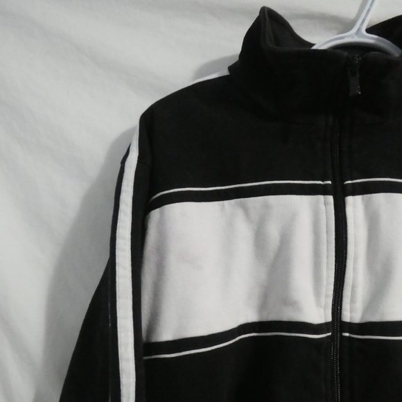 PUMA | XL extra large | Zip-Up Track Jacket | Embroidered Detail Front and Back - Picture 3 of 16